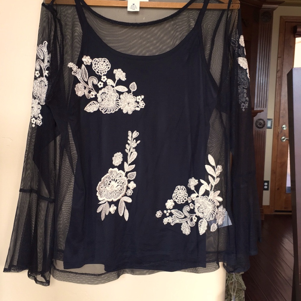 NWT Night out top
